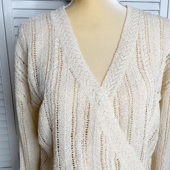 ASTR Biege NWT Wrap Front Pointelle Sweater - SIZE XL - Picture 6 of 13